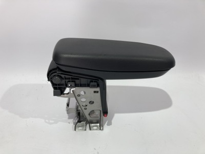 Подлокотник yaris cross 21- фото №1