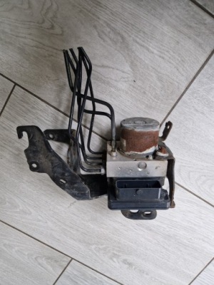 Насос abs c3 iii 9822373680 фото №1