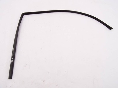 DISCOVERY II 98-04 GASKET GLASS LEFT REAR  