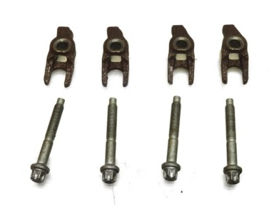 Брызговики шпильки кронштейн впрыска peugeot 5008 i 1.6 hdi . фото №1