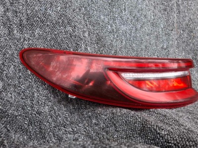 Kia proceed iii лампа задня права 92401j7200 фото №1