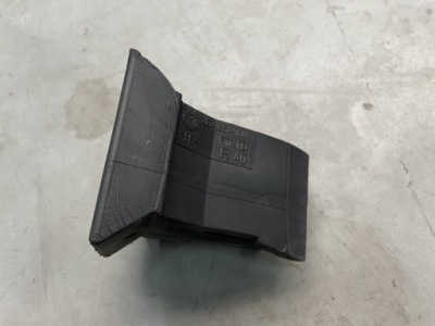 Шумоізоляція крила 2ga864760 vw/troc фото №1