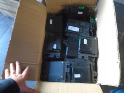 Jagura s-type модуль радіо dvd 8x23-14c512 lift фото №1