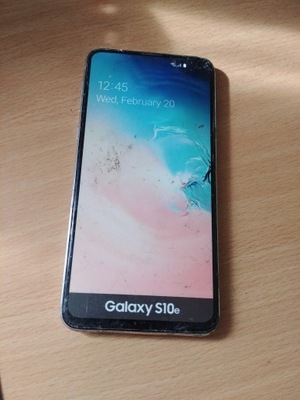 Atrapa Samsung galaxy s10e