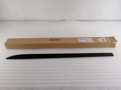 Toyota corolla молдинг дверь правая фото №1