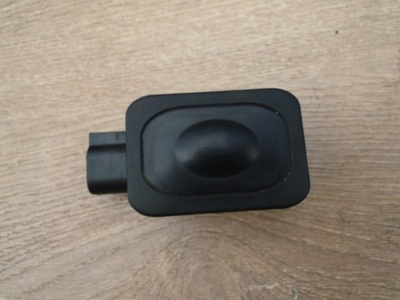 Jaguar xf xe перемикач відкривання кришки фото №1