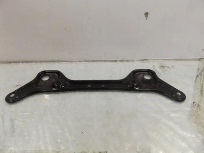 W 204 кронштейн подрамник фото №1