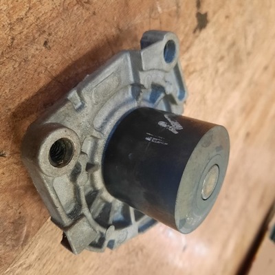 Opel insignia a 2.0 cdti насос wody фото №1