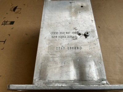 Кронштейн балка audi a4 фото №1