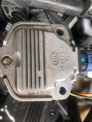 Датчик оливи honda __2.2d __n22a1 фото №1