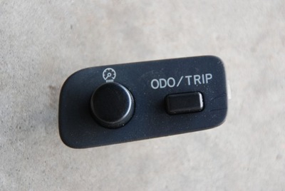 Lexus rx 400h кнопка круїз-контроль фото №1