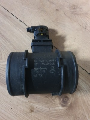 Витратомір opel astra iii corsa d 0281002618 фото №1