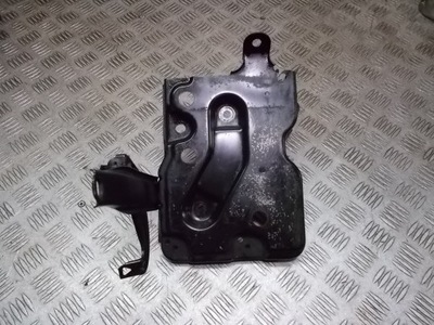 Основание аккумулятор toyota yaris ii 1.3 vvti фото №1