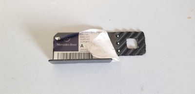 Mercedes w204 кронштейн пластина a2048890214 фото №1