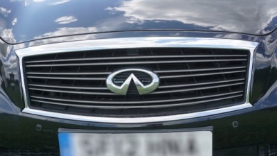 Камера решітка решітка infiniti m35h q70 m30 m37 m56 фото №1