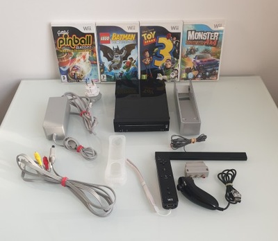 KONSOLA NINTENDO WII RVL-001 ZESTAW Z GRAMI