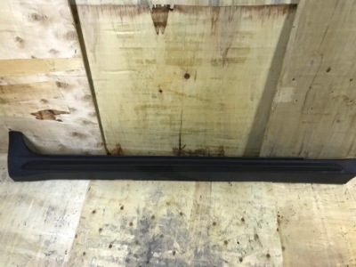 Volvo v60 cross country молдинг порог правая 31463770 фото №1