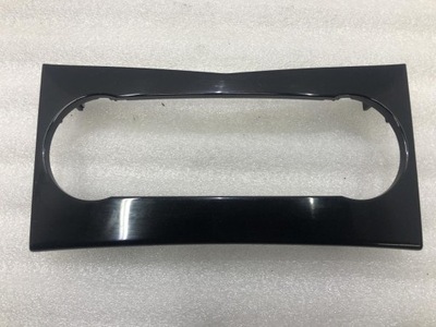 Рамка радіо mercedes w204 a2046800390 фото №1