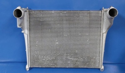 Радиатор воздуха интеркулер mercedes actros mp4 mp5 a9605000002 фото №1