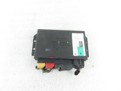 Модуль комфорту audi tt 8n3 8n8962267 фото №1