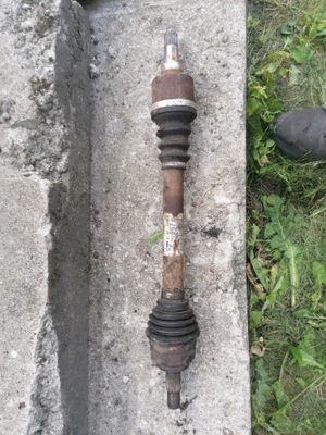 Приводной вал короткий левая 9636786780 citroen c4 1.6 фото №1