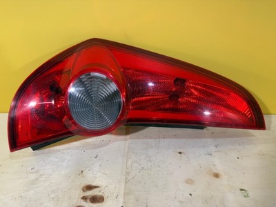 Opel agila - лампа левый задняя 89071627 фото №1