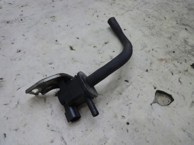 Клапан вакуумa prius 3 iii фото №1