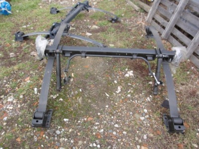 Задня балка вісь  ресора амортизатор стабілізатор тримач  до mastera movano фото №1