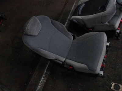 Сидіння лівий 2 ряд citroen c8 807 phedra фото №1