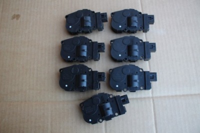 Моторчик отопителя bmw e90 e91 e92 e93 e81 e82 e87 e88 x4 efb331 фото №1