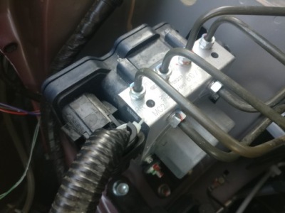 Блок керування abs модуль насос mitsubishi space star 2 3 2013-2026 фото №1