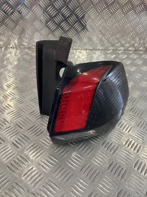 Лампа правий задня w крила peugeot 5008 ii 16- фото №1