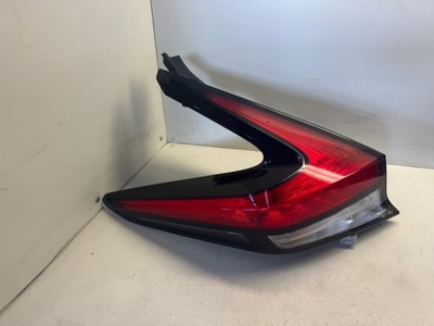 Nissan leaf ii лампа правый задняя 26555-5sh0a фото №1