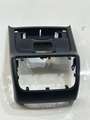 Рамка туннель среднего audi a4 b8 8k0864376 фото №1