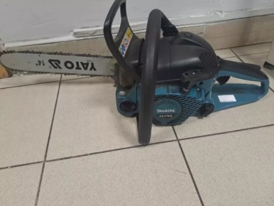 PIŁA SPALINOWA MAKITA EA3200S