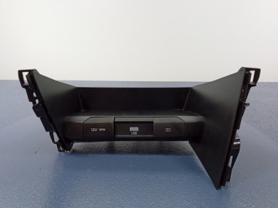 Kia ceed iii разъём usb 12v полка 84681-j7000 фото №1