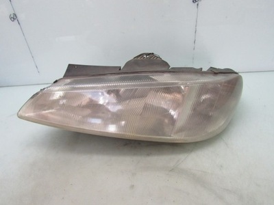 406 98r лампа левая передняя левый перед 0301037021 фото №1