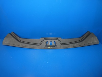 Volvo v60 молдинг поріг багажника захист замка фото №1