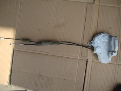 Honda civic viii ufo замок двері лівий задній europa фото №1