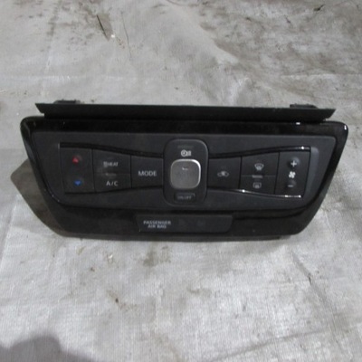 Nissan leaf 2 панель кондиціонера фото №1