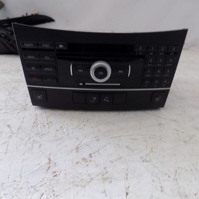 Mb w212 радио навигация a2129004412 фото №1