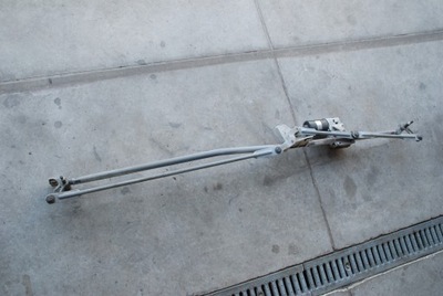 Citroen c4 ii ds4 механизм моторчик дворник фото №1