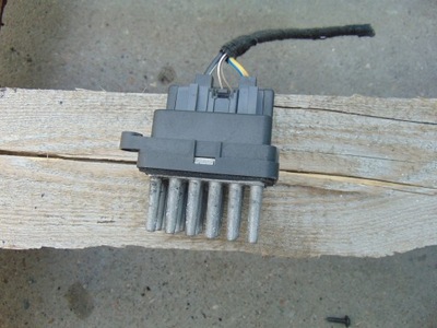 Резистор вентилятор ford focus mk2 lift фото №1