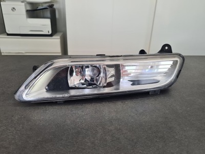 Протитуманна фара правий vw passat b7 оригінальний номер фото №1