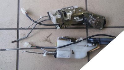 Mazda demio fl lift 01- замок правый передний 2 pin фото №1