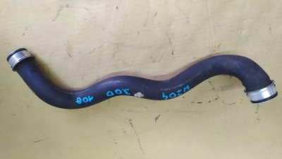 Mercedes w204 труба води 3.0 cdi a2045010733 фото №1