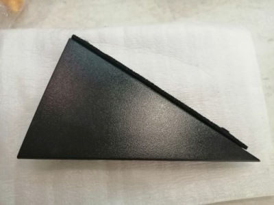 Hyundai kona i трикутник заглушка двері задня задня права 83840-j9000 фото №1