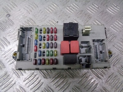 Коробка запобіжників fiat punto ii 46812228 фото №1
