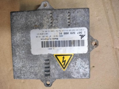 Преобразователь ксенон mercedes w203 w169 130732908801 оригинал фото №1