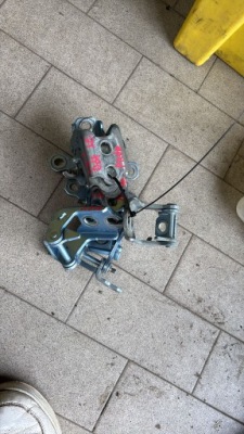 Петля двері задній перед праві верх низ  ліва renault espace v terpd фото №1